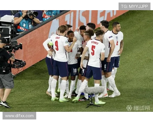 英格兰队获欧洲杯亚军，创队史最佳战绩