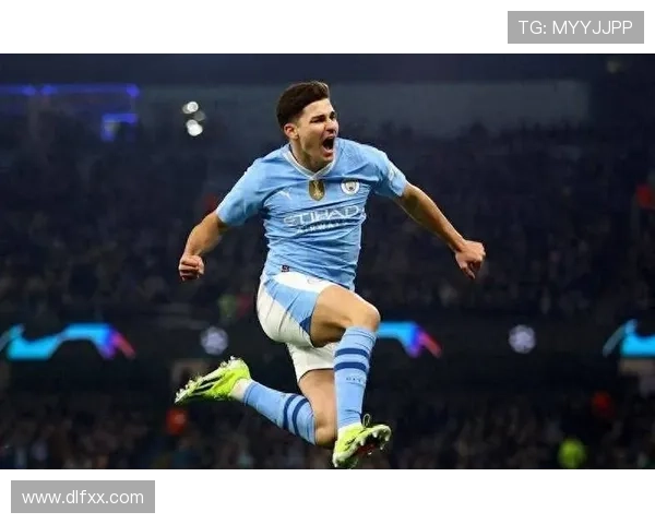 阿尔瓦雷斯曼城融入