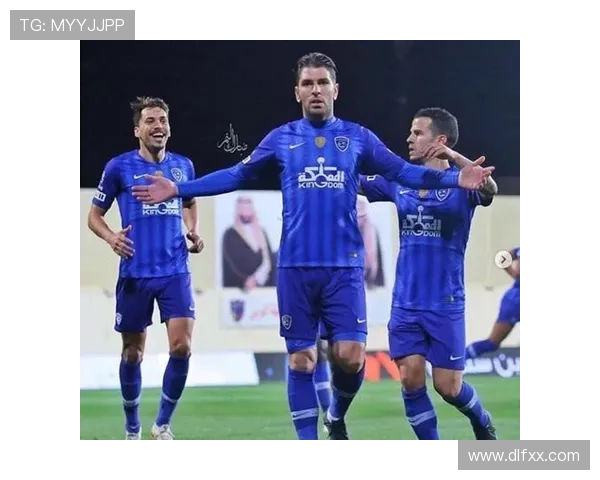 为何特罗萨德长期被忽视？效率型前锋的真实价值