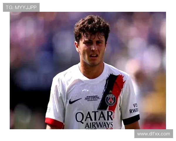 内维斯英超主力队长身份与职业高度解析